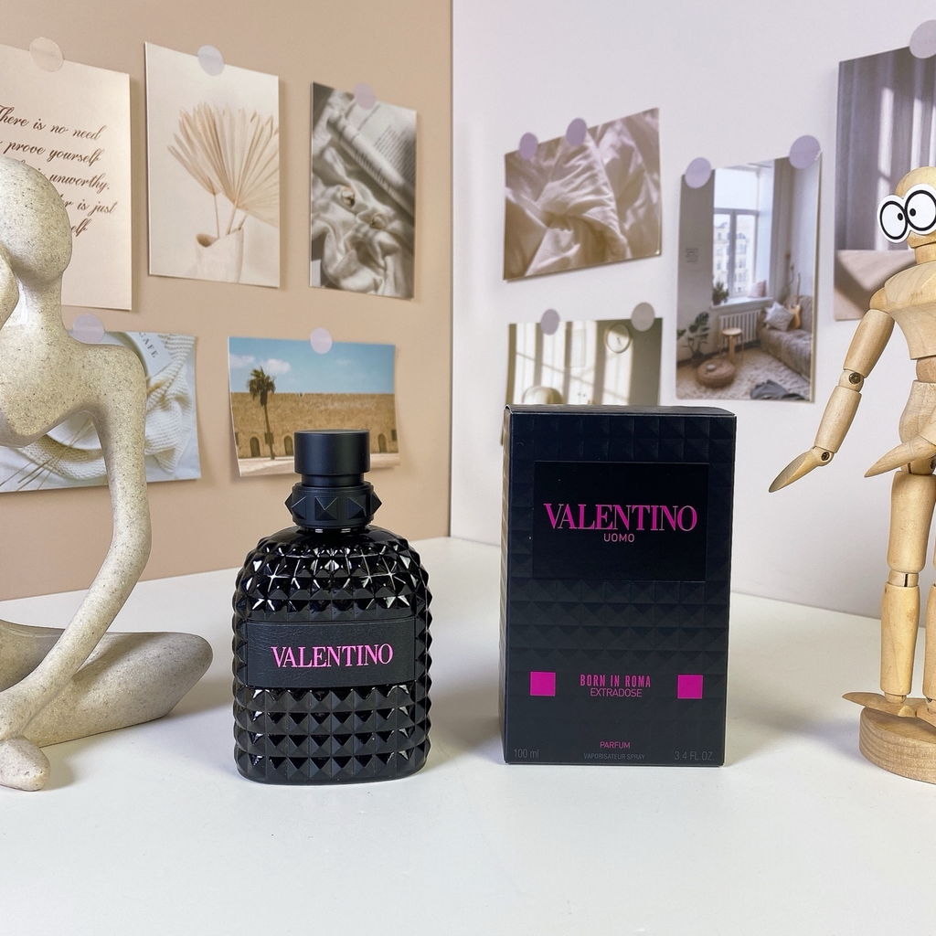 Valentino Born In Roma Extradose