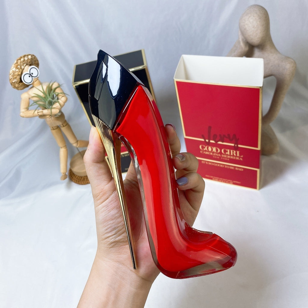 Carolina Herrera Very Good Girl Eau de Parfum for Women – 80ml