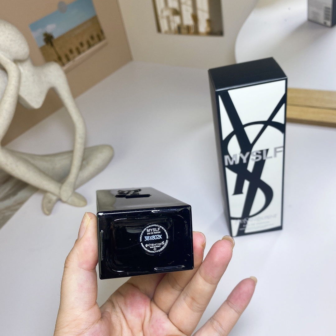 Yves Saint Laurent MYSLF Eau de Parfum 100ml