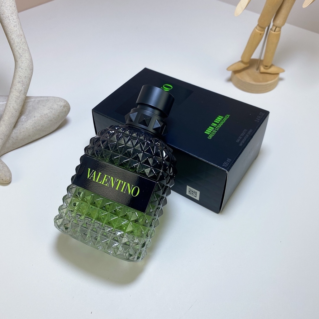 Valentino Uomo Born in Roma Green Stravaganza Eau de Toilette 100ml