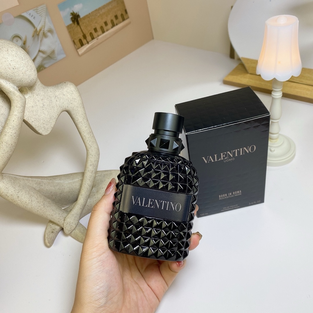 Valentino Uomo Born In Roma Rockstud Noir Eau de Toilette 100ml