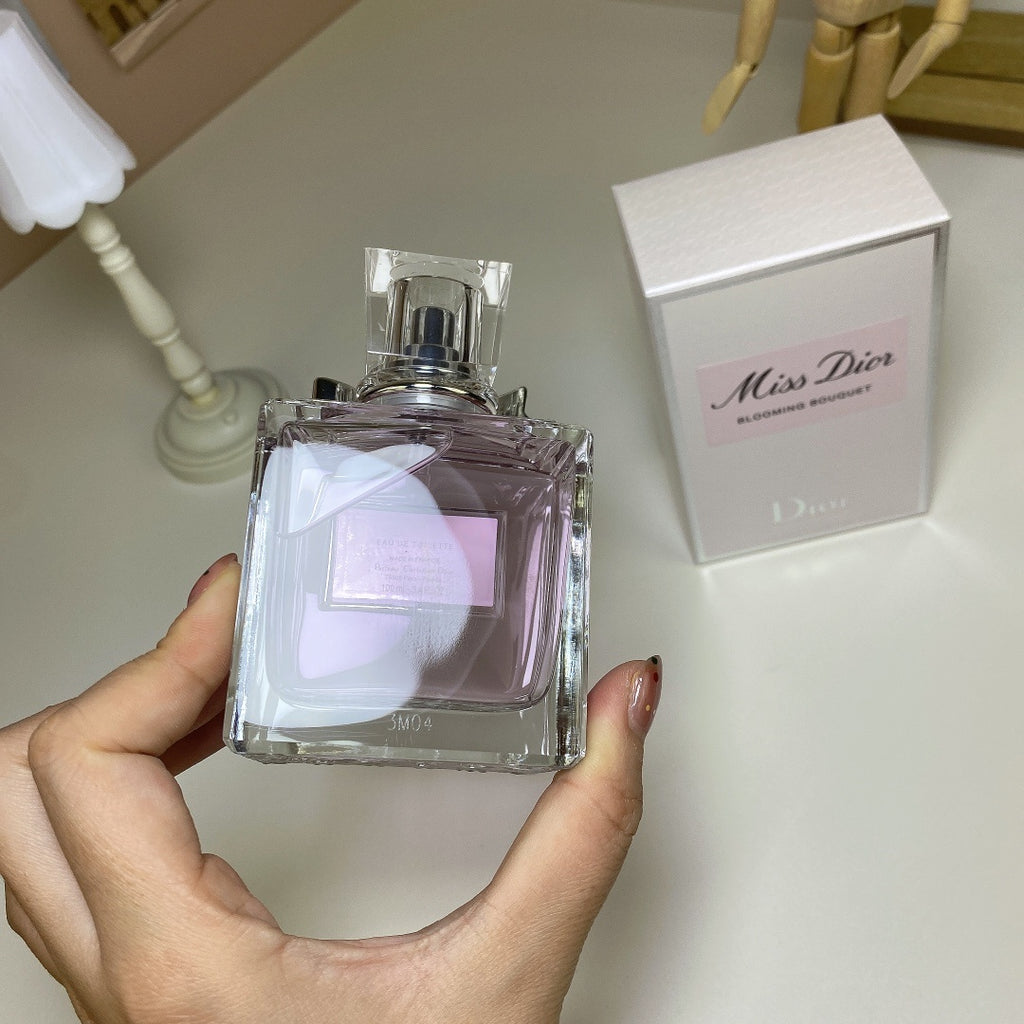 Miss Dior Blooming Bouquet Eau de Parfum Women