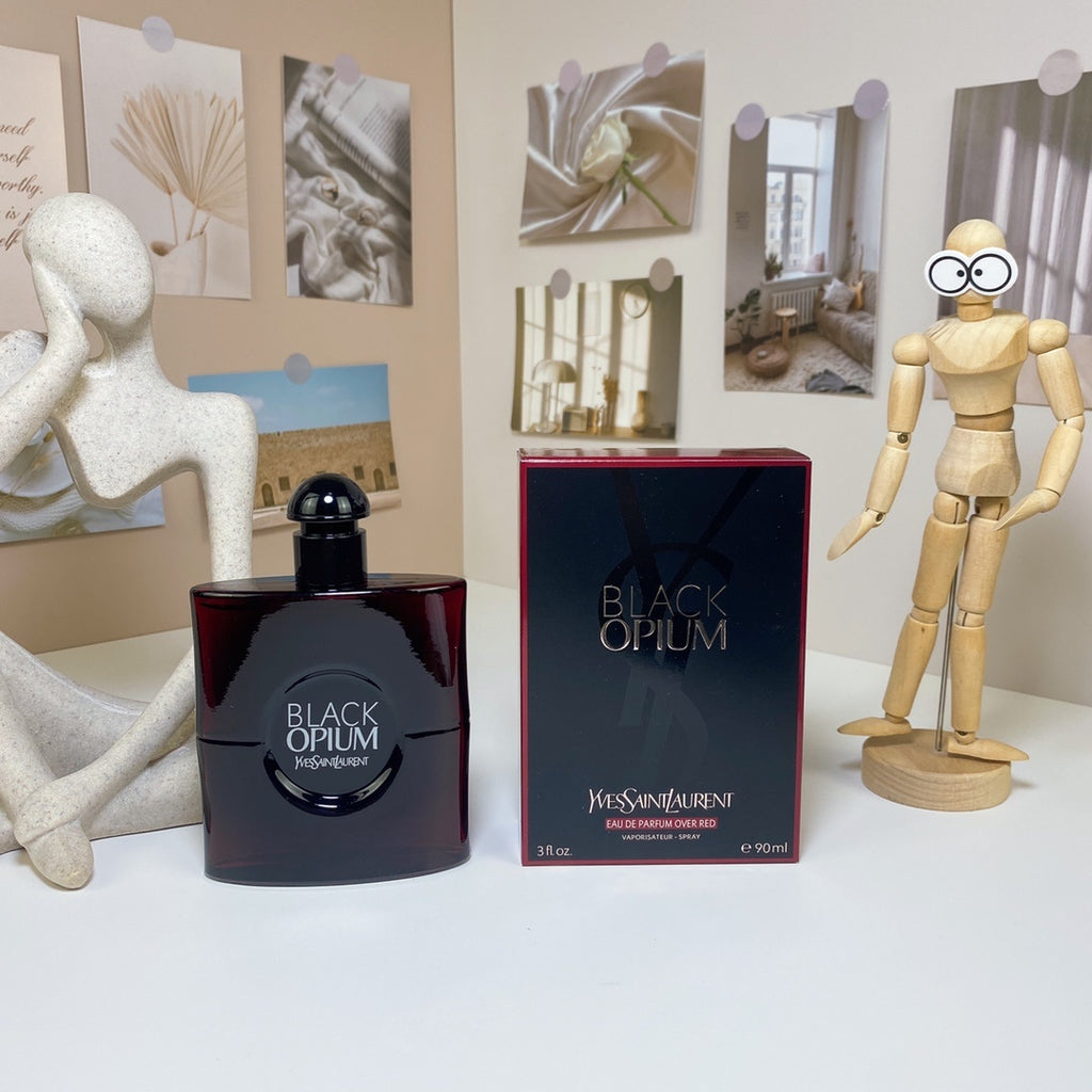 Yves Saint Laurent Black Opium Over Red Eau de Parfum – 90ml
