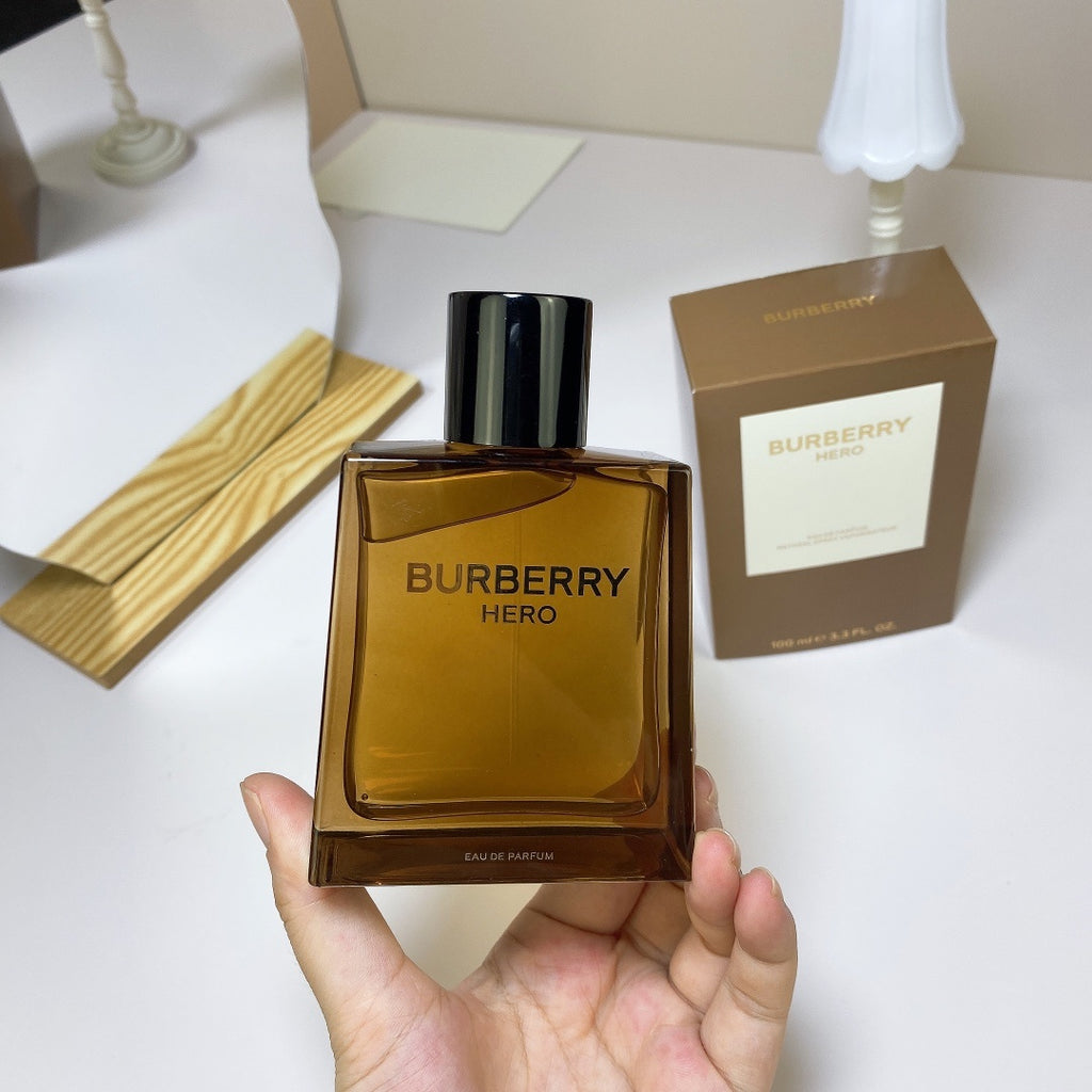 Burberry Hero Eau de Parfum – 100ml