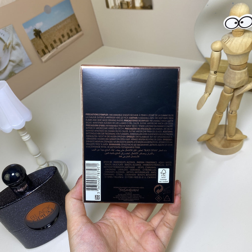 Yves Saint Laurent  Black Opium Eau de Parfum Women