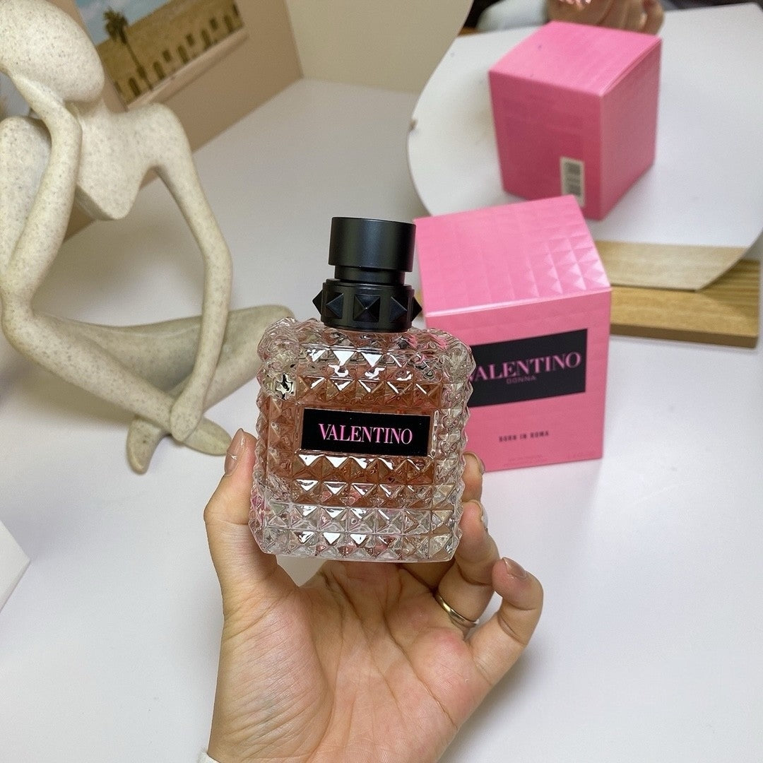 Valentino Donna Born in Roma Women