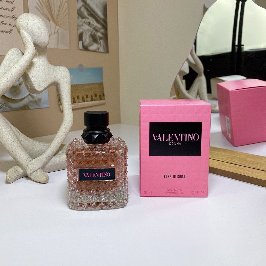Valentino Donna Born in Roma Women