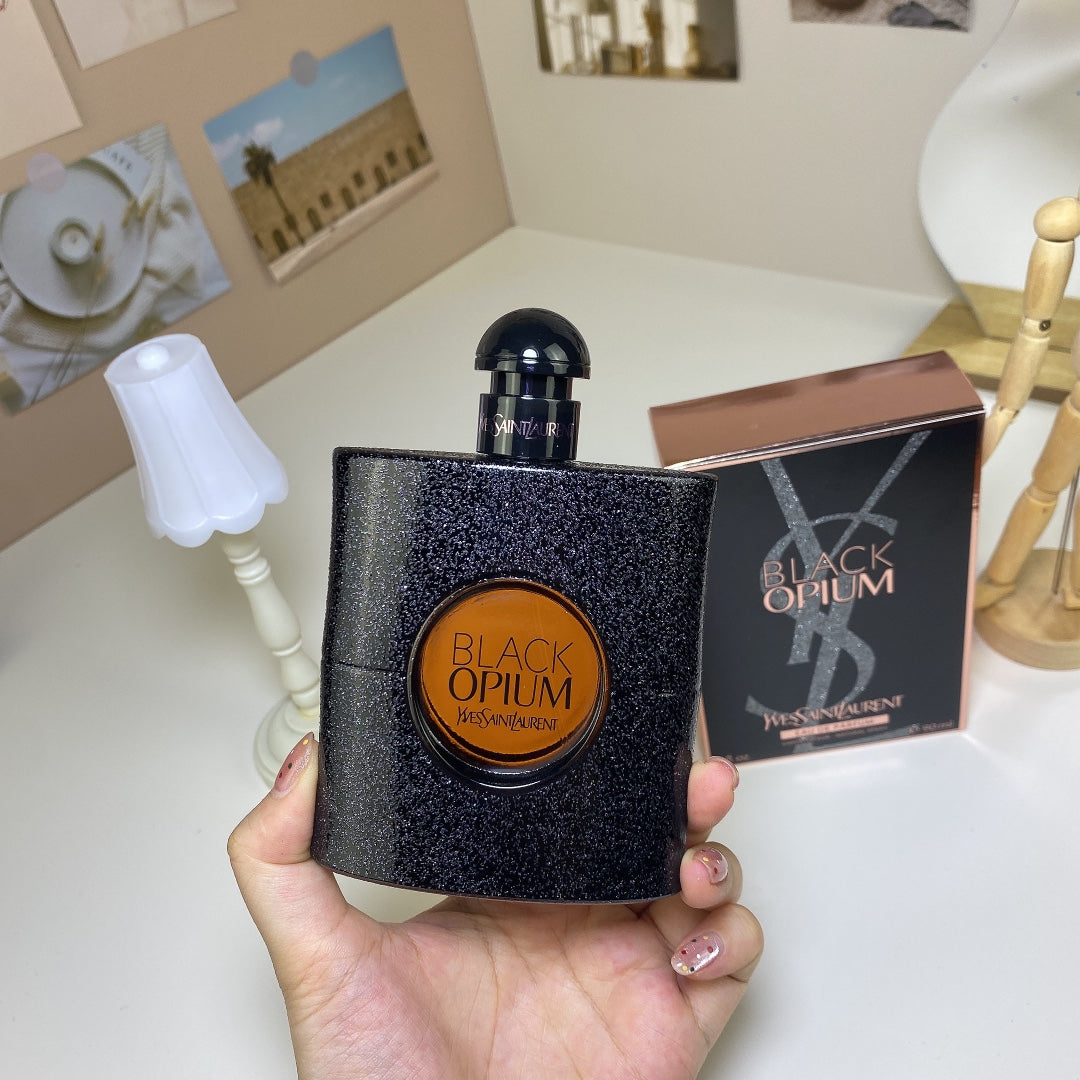 Yves Saint Laurent  Black Opium Eau de Parfum Women