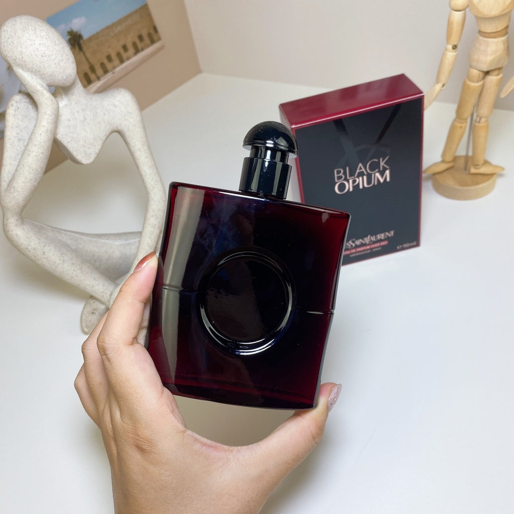 Yves Saint Laurent Black Opium Over Red Eau de Parfum – 90ml
